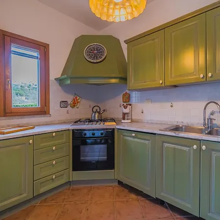 Doddy Nei Pressi Di Barbarossa Porto Azzurro