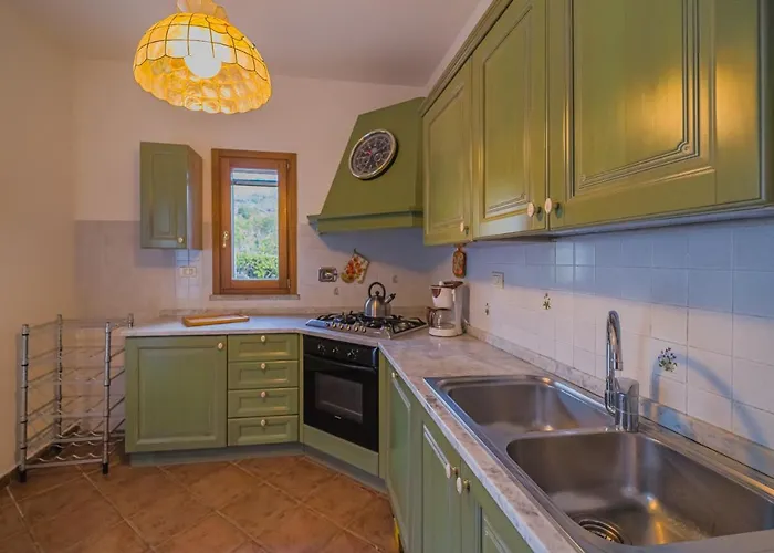 Doddy Nei Pressi Di Barbarossa Feriehus Porto Azzurro