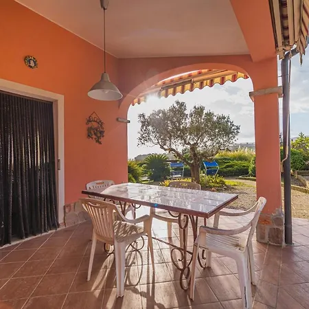 Doddy Nei Pressi Di Barbarossa Porto Azzurro